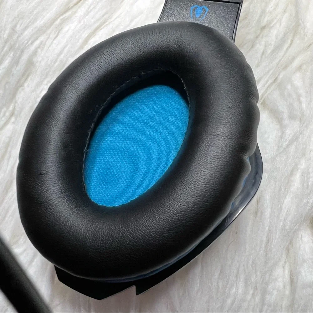 Beexcellent Wired Gaming Headphones with Microphone Blue and Black